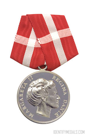 Medals & Awards from Denmark: Royal Medal of Recompense