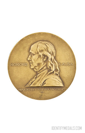 The Pulitzer Prize Medals